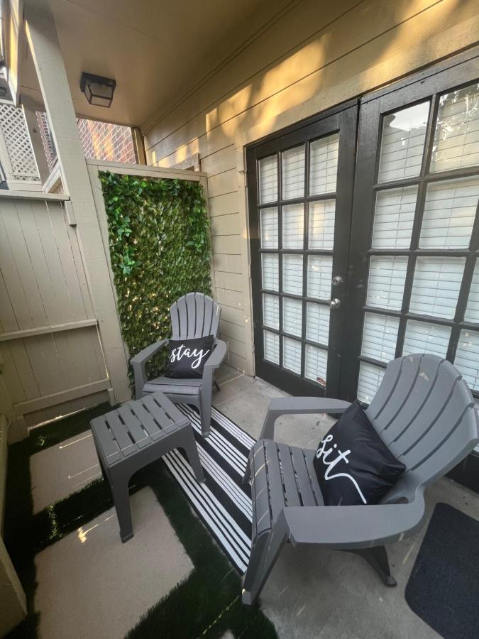 Home Away From Home-Cozy 2 Bdrm Condo/Med Cntr/Nrg ฮูสตัน ภายนอก รูปภาพ